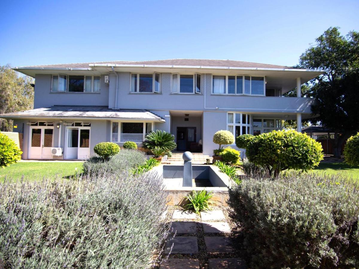 בלוויל The Boston Guest House מראה חיצוני תמונה