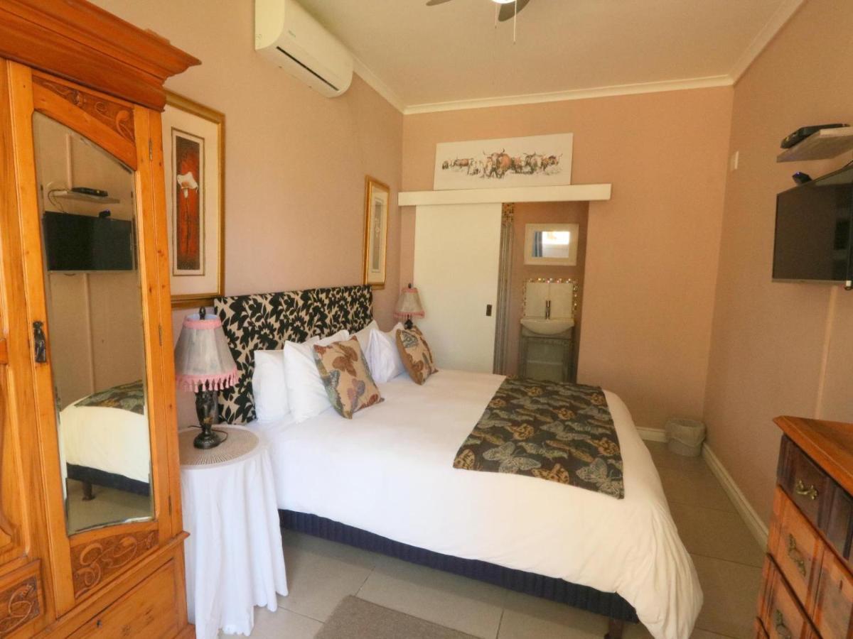 בלוויל The Boston Guest House חדר תמונה