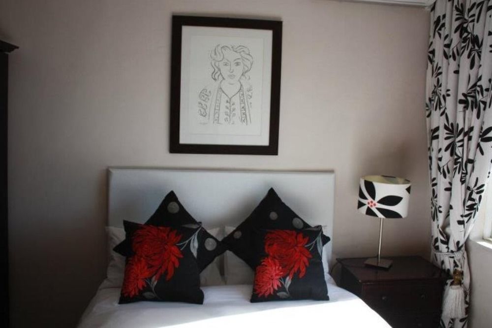 בלוויל The Boston Guest House מראה חיצוני תמונה